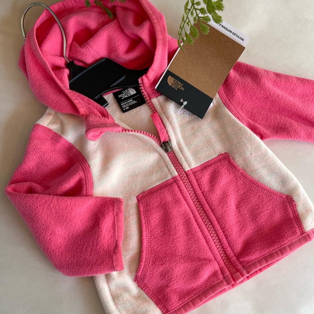 The North face Baby sweater with hoodie 0-3 months